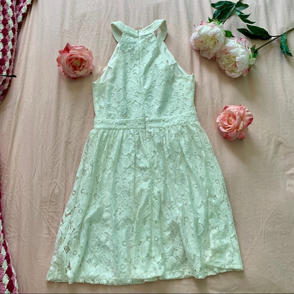 ✅ CLEARANCE Ivory White Lace Blue Rain Dress - Picture 5 of 5